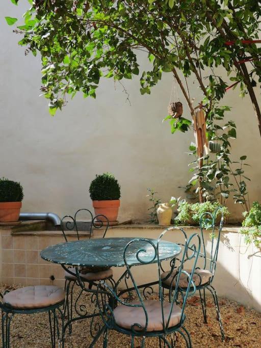 Les Songes D'Augustine Apartment Aigues-Vives  Exterior photo