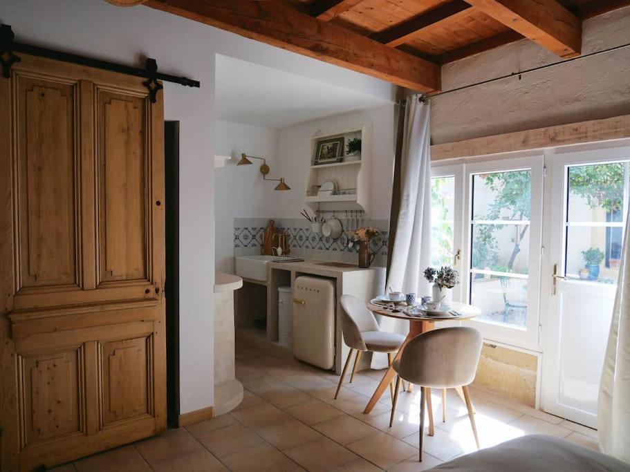 Les Songes D'Augustine Apartment Aigues-Vives  Exterior photo